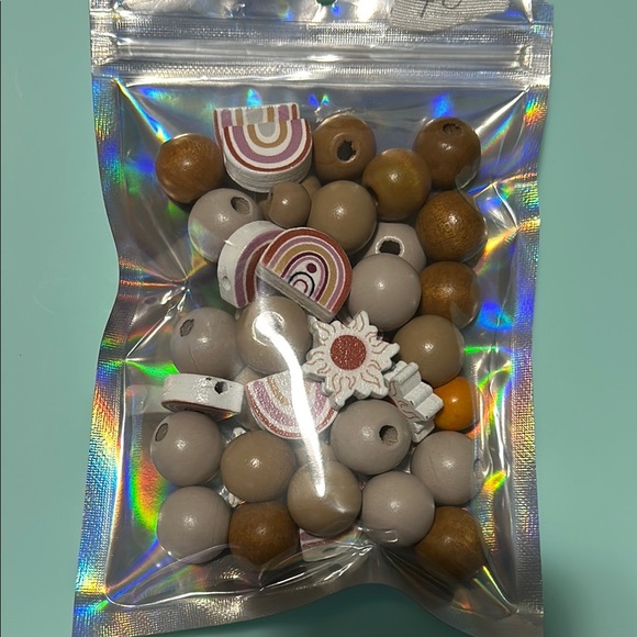 Assorted Wooden Beads Craft Set - Picture 3 of 3
